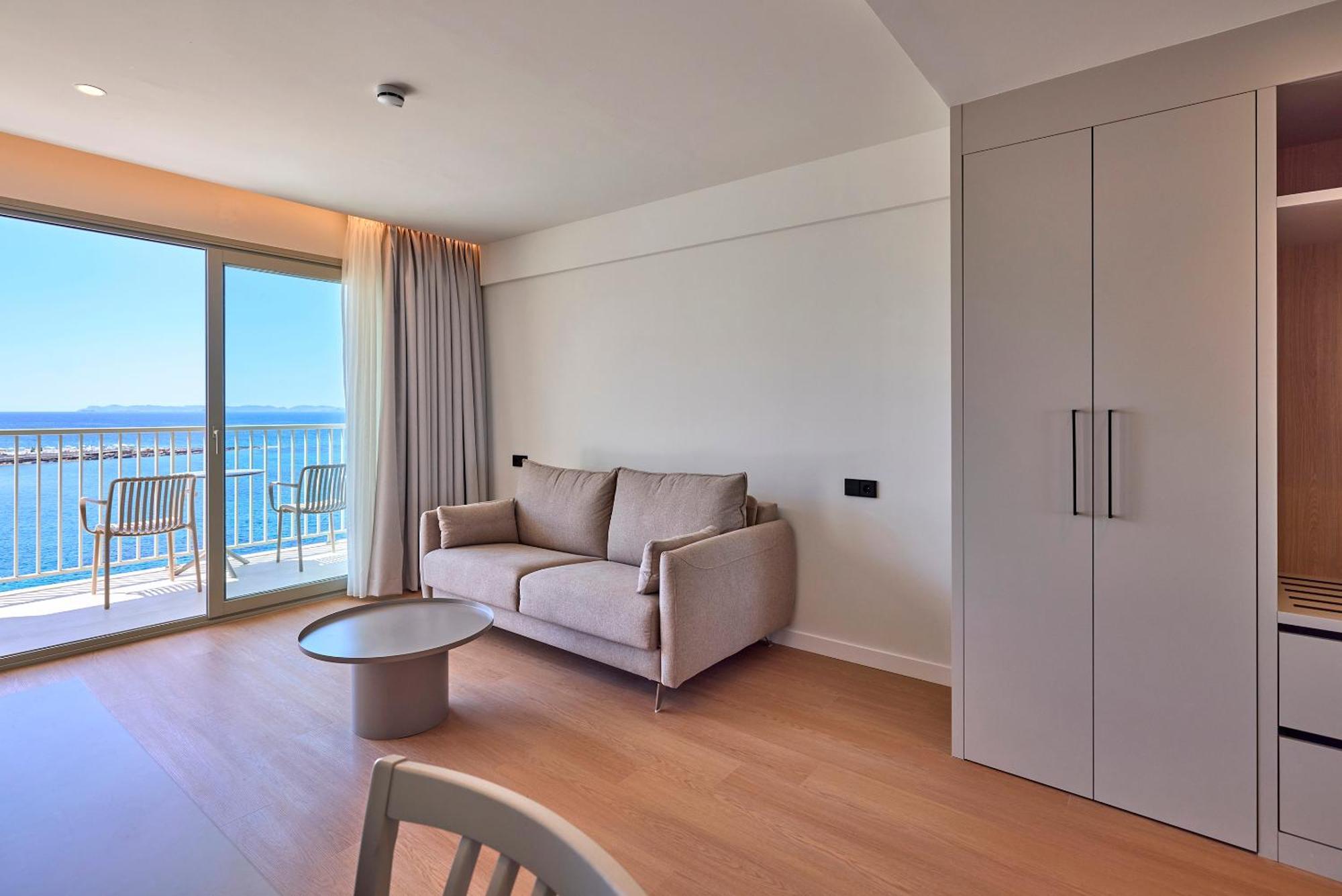 Hotel Universal Romantica 4*